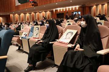 آیین تجلیل و گرامیداشت حافظان امنیت و مدافعان سلامت به مناسبت چهلمین سالگرد دفاع مقدس 